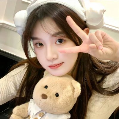 秦总你闺女又去摆地摊了